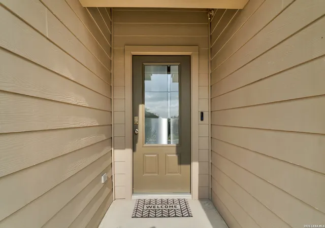 Photo 3 of Single family home for sale at 6437 N Hoffman Plain, San Antonio, TX 78252 | MLS# 2008379 | Listing updated on 2026-09-16