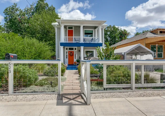 Photo 4 of Single family home for sale at 523 W Highland Blvd, San Antonio, TX 78210 | MLS# 2008416 | Listing updated on 2026-09-01