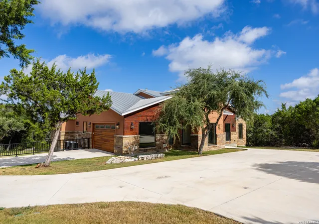 4th image of 114 County Road 2729, Mico, TX 78056 | MLS# 2008431