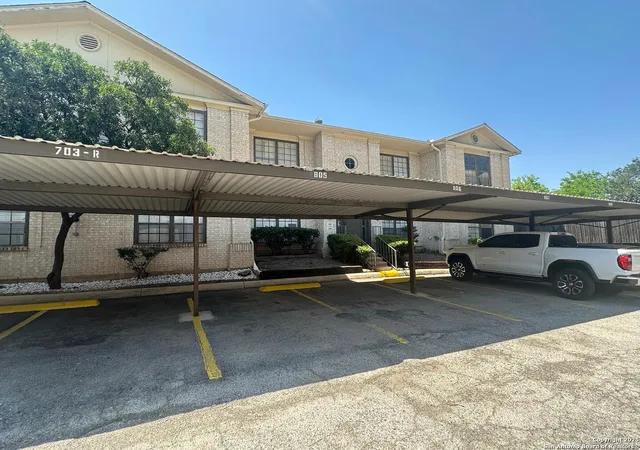 28th image of 165 W Rampart Dr #805, San Antonio, TX 78216 | MLS# 2008444