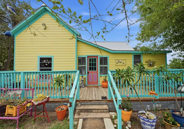 Photo 2 of Sale Pending at 1539 County Road 188, Karnes City, TX 78118 | MLS# 2008449 | Listing updated on 2026-09-02