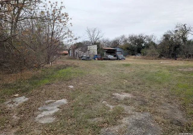 1st image of 550 W Broadview, San Antonio, TX 78228 | MLS# 2008482