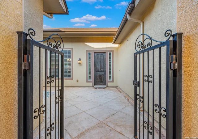 Photo 3 of Sale Pending at 10406 Springcroft Ct, Helotes, TX 78023 | MLS# 2008523 | Listing updated on 2026-08-26