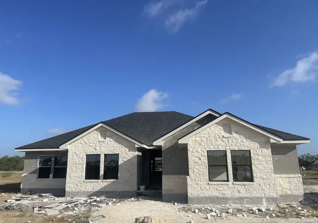 Photo 1 of Single family home for sale at 3074 Vista Ridge, Marion, TX 78124 | MLS# 2008532 | Listing updated on 2026-08-25
