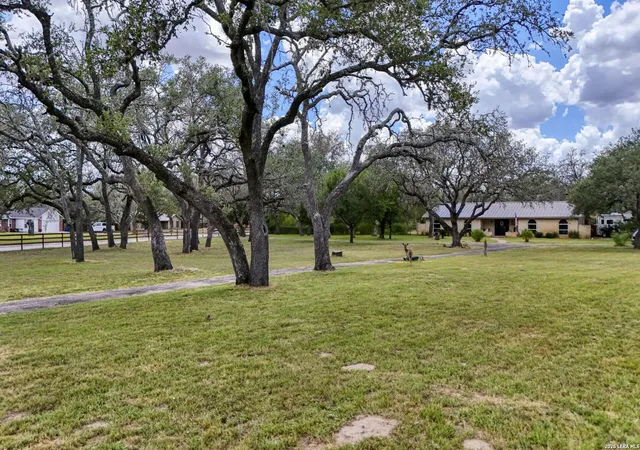 73rd image of 101 Cynthia, Pleasanton, TX 78064 | MLS# 2008578