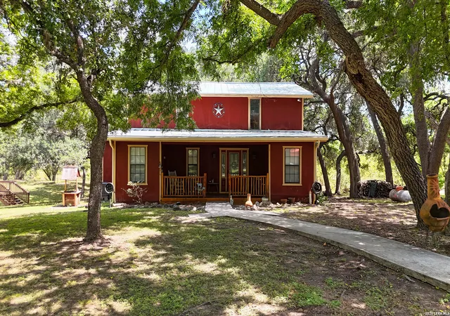 Photo 1 of Single family home for sale at 114 Trickling Creek Rd, Leakey, TX 78873 | MLS# 2008583 | Listing updated on 2026-09-08