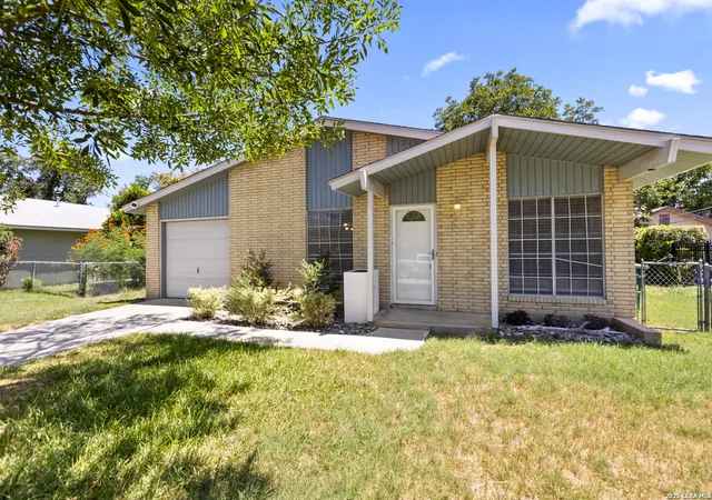Photo 2 of Single family home for sale at 9018 Chaminade Dr, San Antonio, TX 78224 | MLS# 2008585 | Listing updated on 2026-08-26