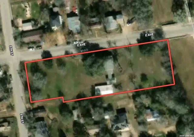 Photo 4 of Single family home for sale at 529 Avenue E, Poteet, TX 78065 | MLS# 2008598 | Listing updated on 2026-08-25