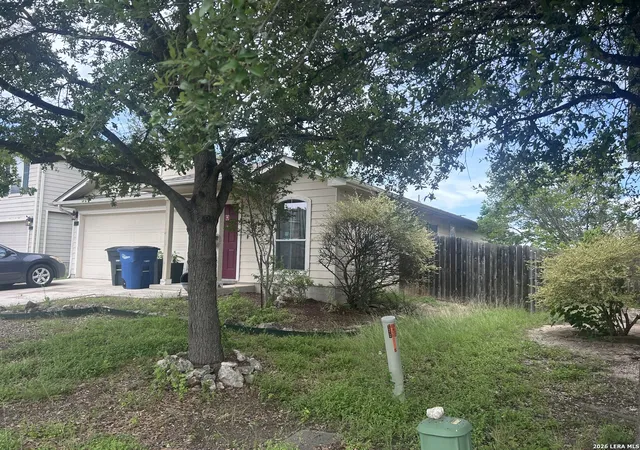 Photo 2 of Sale Pending at 2241 Stoneleigh, New Braunfels, TX 78130 | MLS# 2008615 | Listing updated on 2026-08-14