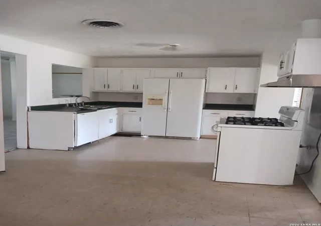 Photo 3 of Single family home for sale at 519 Goldleaf, San Antonio, TX 78219 | MLS# 2008627 | Listing updated on 2026-09-12