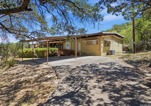 2nd image of 1501 Spring Rd, Pipe Creek, TX 78063 | MLS# 2008631