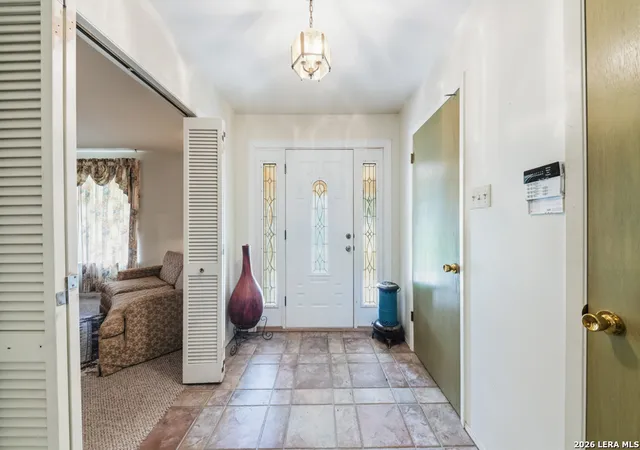 Photo 4 of Single family home for sale at 210 Kimberly Dr, Universal City, TX 78148 | MLS# 2008649 | Listing updated on 2026-08-25