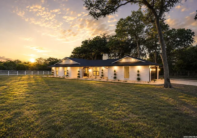 Photo 3 of Single family home for sale at 28262 Windwood Dr E, Boerne, TX 78006 | MLS# 2008664 | Listing updated on 2026-09-14