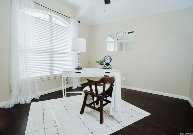 Photo 3 of Single family home for sale at 513 Windsor Ct, Schertz, TX 78108 | MLS# 2008669 | Listing updated on 2026-09-27