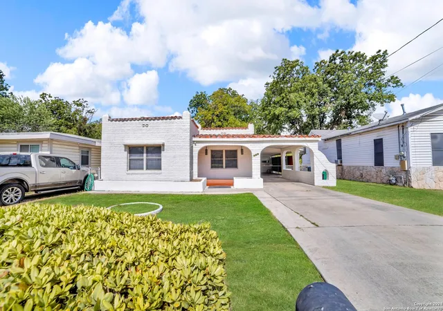 Photo 3 of Single family home for sale at 627 Cottonwood, San Antonio, TX 78225 | MLS# 2008670 | Listing updated on 2026-08-25