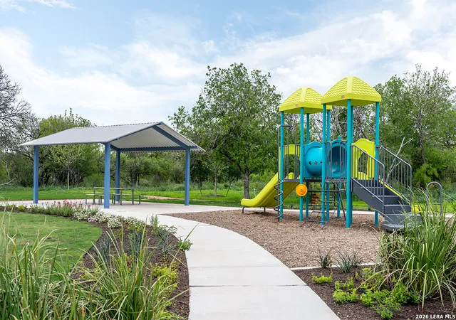 Photo 4 of Single family home for sale at 4579 Gato Calico Dr, San Antonio, TX 78222 | MLS# 2008681 | Listing updated on 2026-09-18