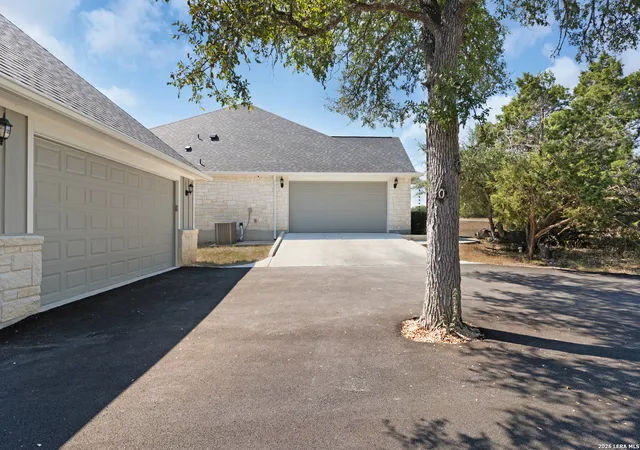 5th image of 526 Stars And Stripes, Fischer, TX 78623 | MLS# 2008705