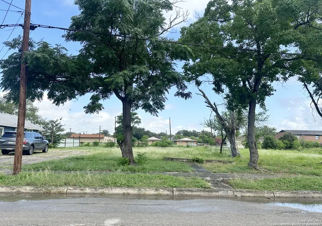1st image of 213 E Lindbergh Blvd, Universal City, TX 78148 | MLS# 2008718