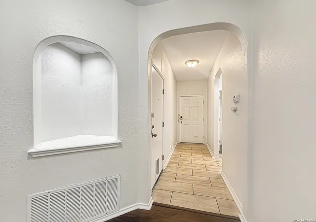 Photo 4 of Single family home for sale at 15911 Manes Grove, San Antonio, TX 78247 | MLS# 2008730 | Listing updated on 2026-09-18