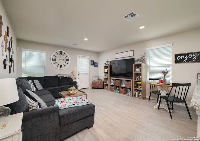 Photo 3 of Single family home for sale at 5359 Forbs Ln, Bulverde, TX 78163 | MLS# 2008767 | Listing updated on 2026-08-25
