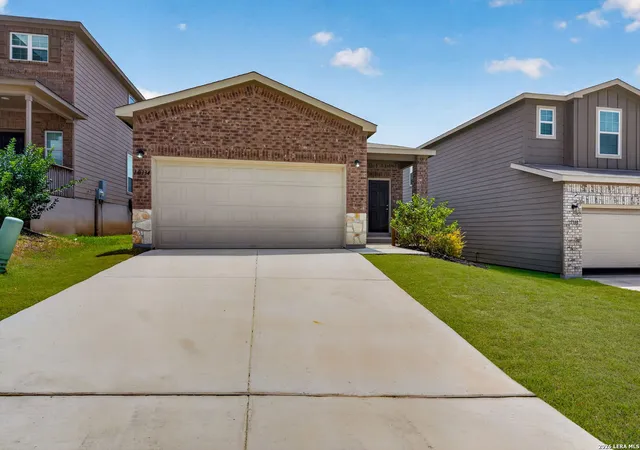 Photo 2 of Single family home for sale at 10334 Gibbons Crk, San Antonio, TX 78252 | MLS# 2008772 | Listing updated on 2026-09-15