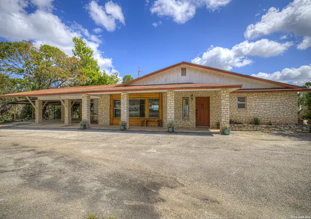 2nd image of 447 Madrona Dr, New Braunfels, TX 78132 | MLS# 2008809