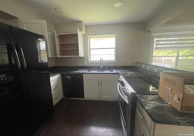 Photo 4 of Single family home for sale at 4914 Tiffany Ln, Schertz, TX 78108 | MLS# 2008811 | Listing updated on 2026-08-26