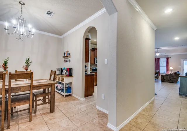 3rd image of 129 Rawhide Way, Cibolo, TX 78108 | MLS# 2008819