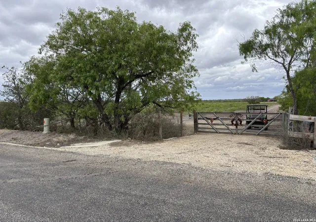 Photo 1 of Land for sale at 1460 County Road 193, Karnes City, TX 78118 | MLS# 2008828 | Listing updated on 2026-08-25