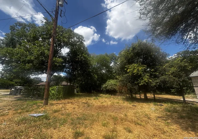 Photo 3 of Land for sale at 435 Vine, San Antonio, TX 78210 | MLS# 2008831 | Listing updated on 2026-09-12