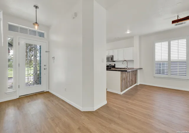 5th image of 2043 Nevada, San Marcos, TX 78666 | MLS# 2008846