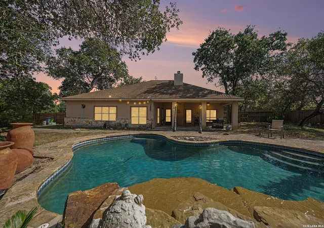 2nd image of 438 Rosewood Dr, La Vernia, TX 78121 | MLS# 2008853