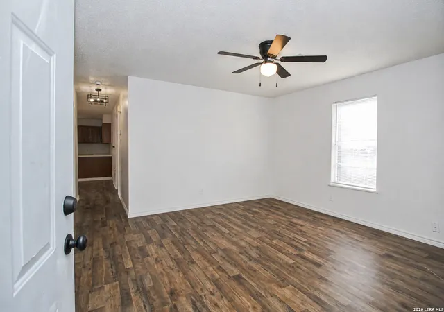 3rd image of 606 N Berry St, Beeville, TX 78102 | MLS# 2008860