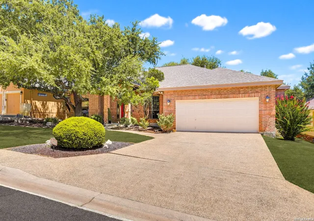 Photo 3 of Single family home for sale at 20914 Cactus Loop, San Antonio, TX 78258 | MLS# 2008862 | Listing updated on 2026-09-14