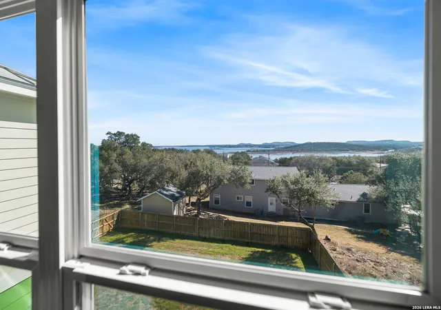 3rd image of 1385 Riviera Dr, Canyon Lake, TX 78133 | MLS# 2008867