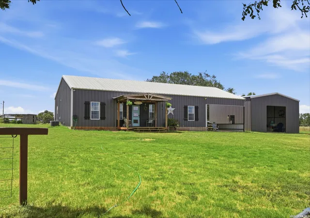 Photo 4 of Single family home for sale at 1754 County Road 467, Stockdale, TX 78160 | MLS# 2008869 | Listing updated on 2026-09-05