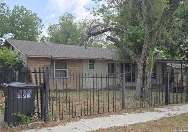 4th image of 5438 Indian Pipe St, San Antonio, TX 78242 | MLS# 2008875