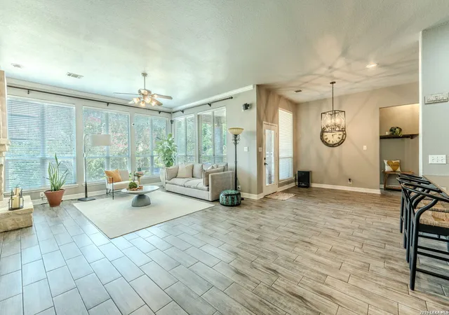 4th image of 143 Sable Hts, San Antonio, TX 78258 | MLS# 2008876