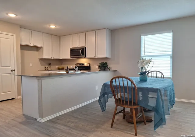 4th image of 106 Kayden Ct, Marion, TX 78124 | MLS# 2008889