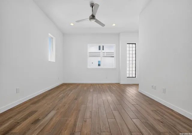 Photo 4 of Condo for sale at 1735 W Gramercy Pl #301, San Antonio, TX 78201 | MLS# 2008909 | Listing updated on 2026-08-25