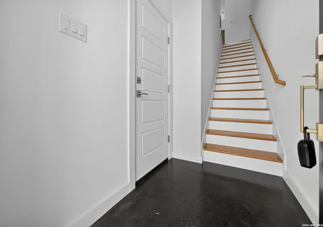 Photo 2 of Condo for sale at 1735 W Gramercy Pl #302, San Antonio, TX 78201 | MLS# 2008915 | Listing updated on 2026-08-25