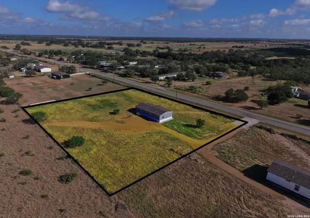 Photo 3 of Sale Pending at 2853 Fm 1333, Poteet, TX 78065 | MLS# 2008917 | Listing updated on 2026-09-03