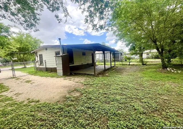 1st image of 1514 Commercial Ave, San Antonio, TX 78221 | MLS# 2008923