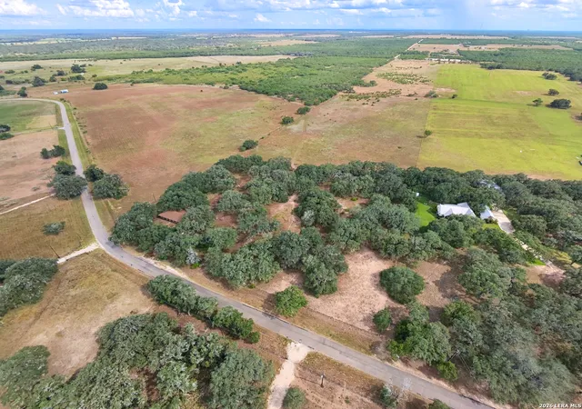 2nd image of 4118 Coughran Rd, Pleasanton, TX 78064 | MLS# 2008925