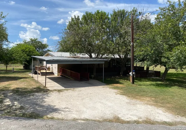 Photo 1 of Sale Pending at 104 N Walnut Way, Boerne, TX 78006 | MLS# 2008926 | Listing updated on 2026-08-27