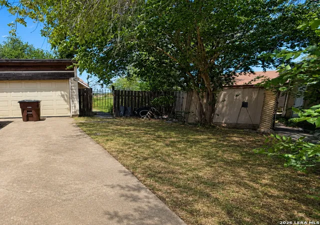 Photo 3 of Sale Pending at 8450 Dixon Ridge Dr #80, San Antonio, TX 78239 | MLS# 2008967 | Listing updated on 2026-08-25