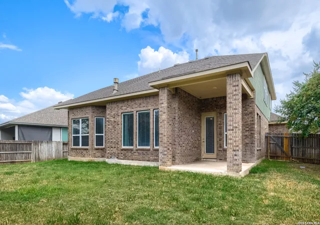 26th image of 647 Mission Hill Run, New Braunfels, TX 78132 | MLS# 2008987