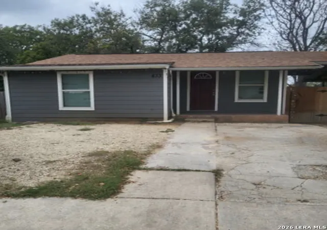 2nd image of 435 N San Horacio Ave, San Antonio, TX 78228 | MLS# 2008994