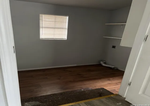 Photo 2 of Multi family home for sale at 435 N San Horacio Ave, San Antonio, TX 78228 | MLS# 2008994 | Listing updated on 2026-09-10