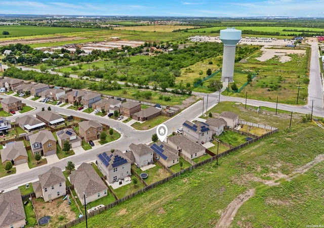 27th image of 15022 Silver Tree Cv, Von Ormy, TX 78073 | MLS# 2009018